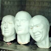 sculpture /