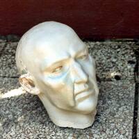sculpture /