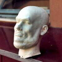 sculpture /
