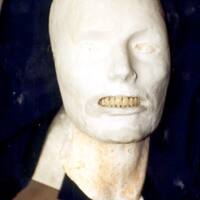 sculpture /