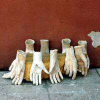 sculpture /