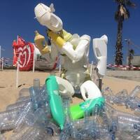 sculpture /