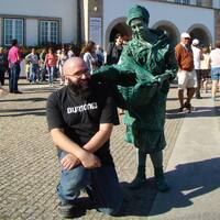 sculpture /